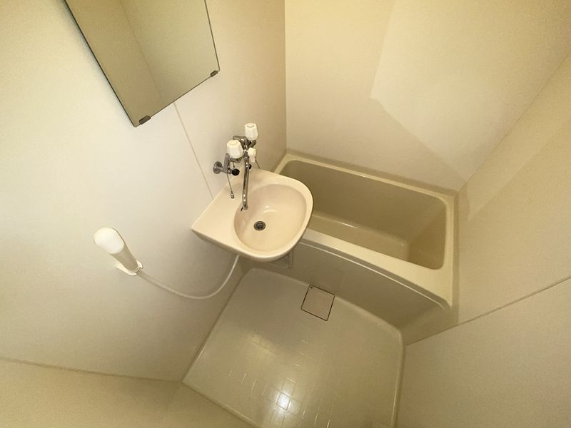 レオパレスルミエール 風呂