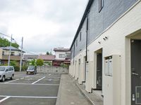 レオパレスデキシントン街７６７ 駐車場