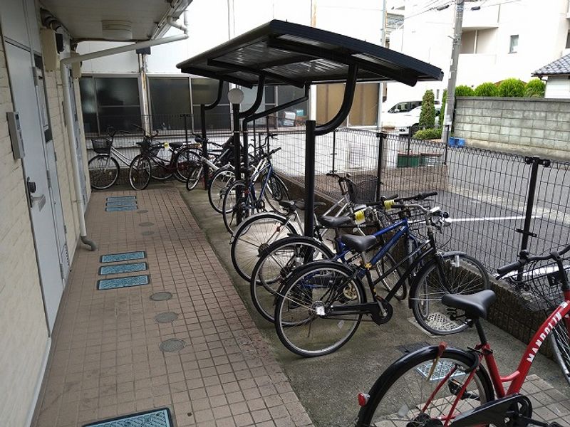 レオパレスフロントコート 共用部分