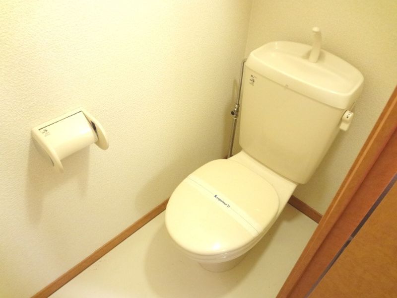 レオパレスＩＮＡＢＡ トイレ