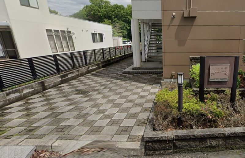 レオパレス扇 エントランス
