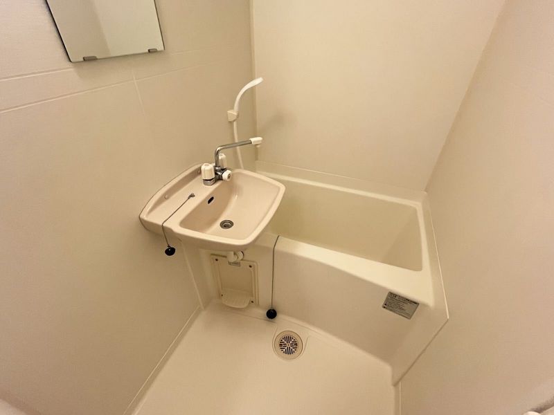 leopalace Wakaba Bathroom