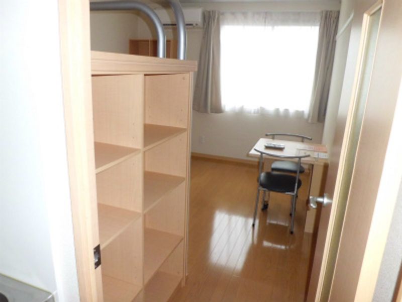 レオネクスト深針 居間