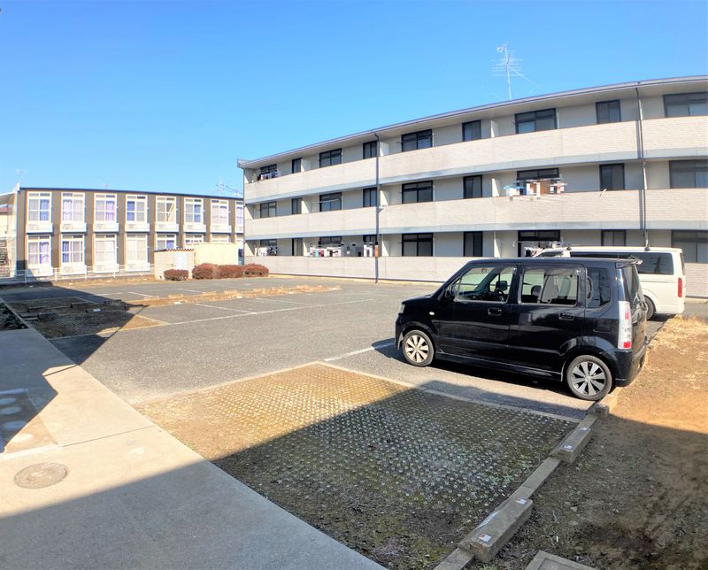 レオパレス城北Ｃ 駐車場