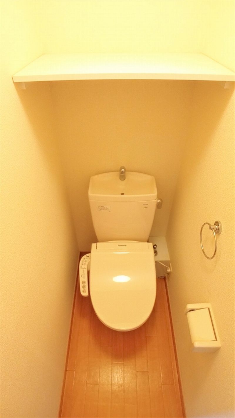 レオパレスヴィクトワール トイレ