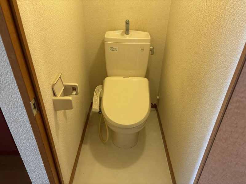 レオパレスボヌール トイレ