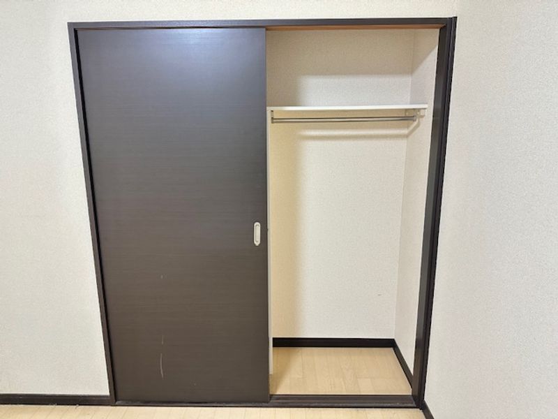 レオネクストエルーセラハイツ undefined