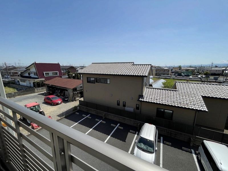 MIRANDA Cerezo Third View