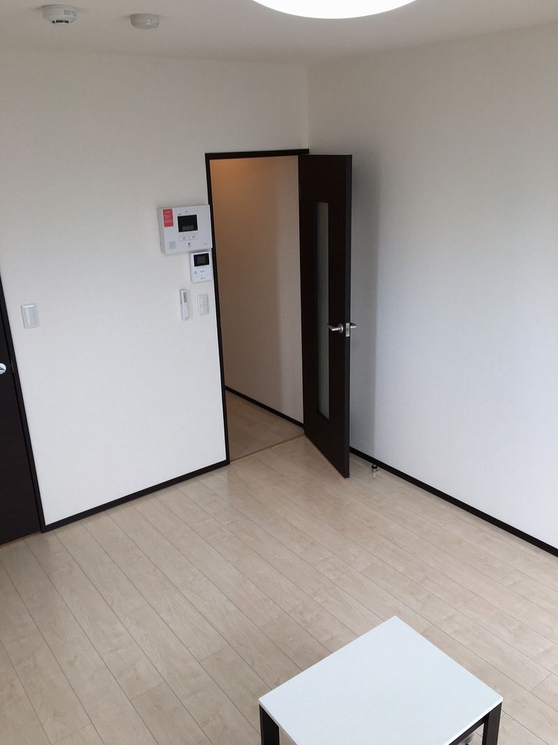 LEONEXT May Living room