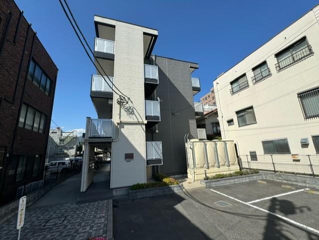 レオパレス宝 208号室 1