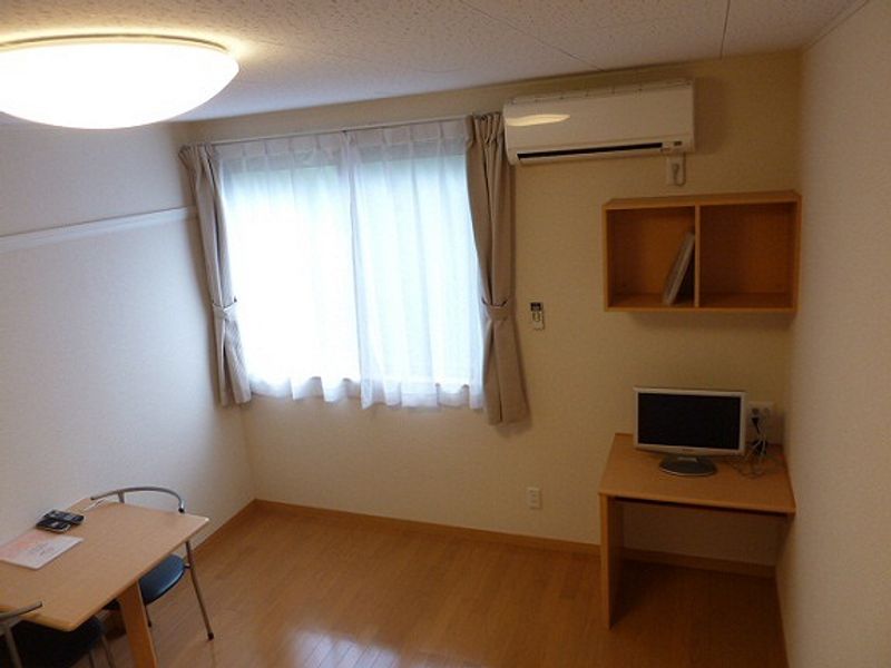 レオネクスト柊 居間