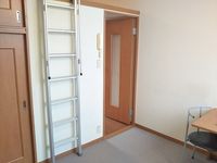 レオパレスアフロディーテ 居間