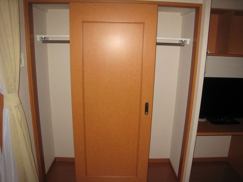レオパレスモリヤＡ 収納