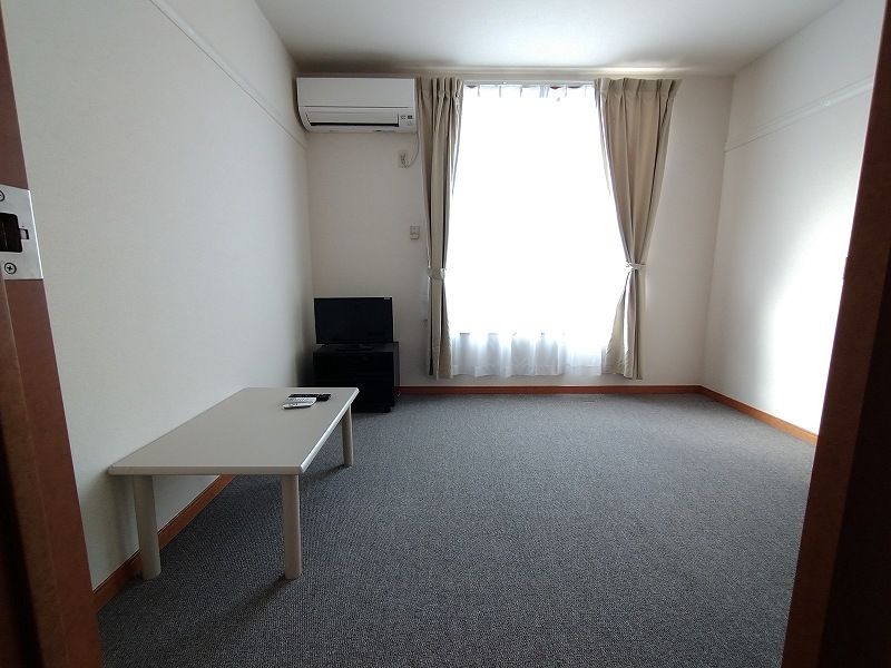 レオパレスＳＥＮＧＥＮ 居間