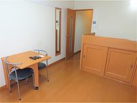 レオパレスアカシヤＡ 居間