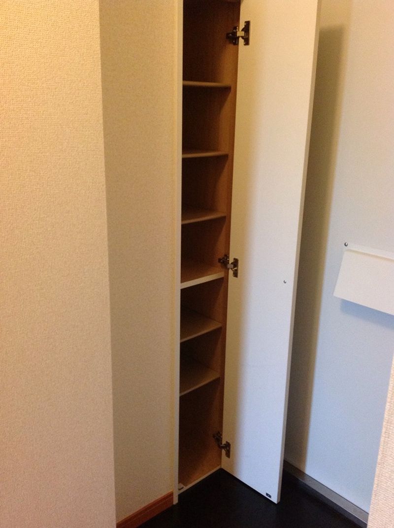 レオパレス双葉 玄関