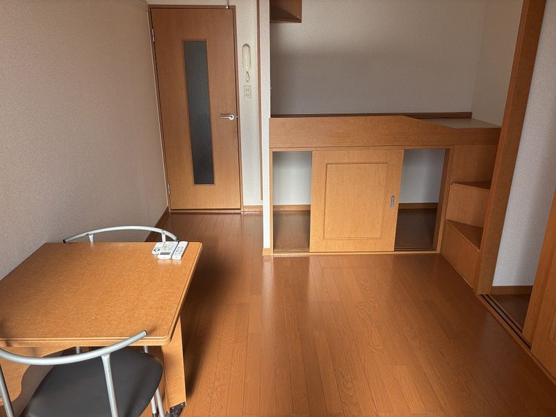 レオパレスＦｕｊｉ 居間