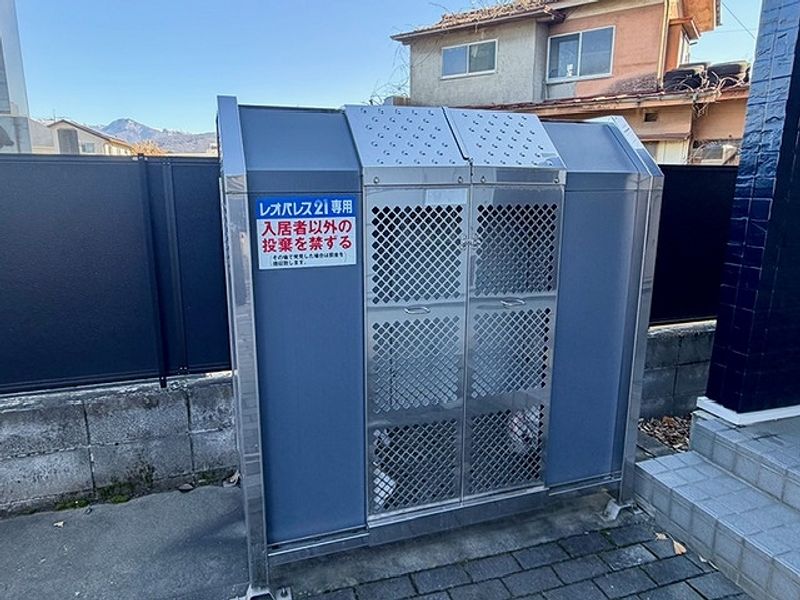 leopalace Blue Willow II Shared spaces