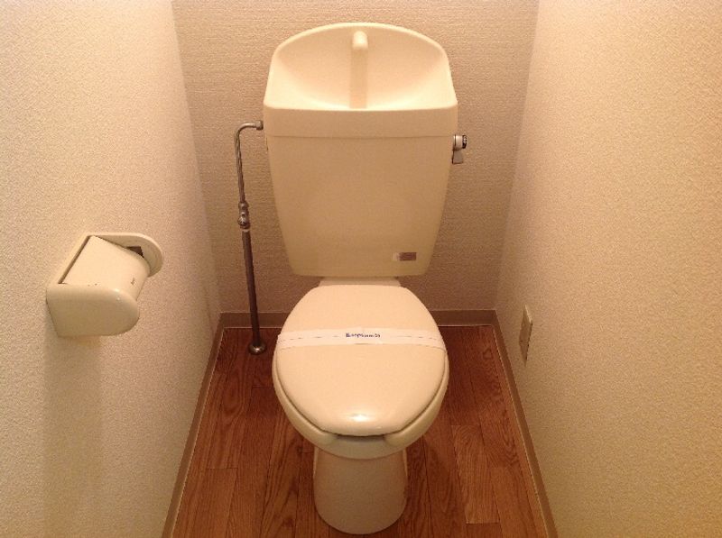 レオパレスＳＩＧＥ トイレ