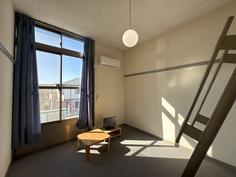 leopalace Courage Living room