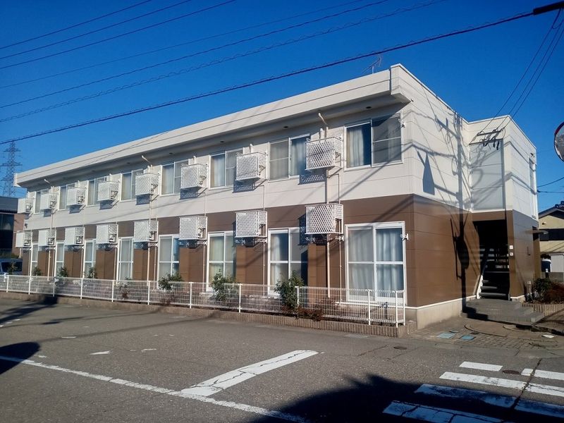 レオパレスサンミッシェル 外観