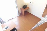 レオパレスラーク 居間