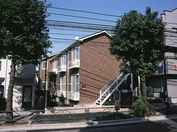 23305 exterior