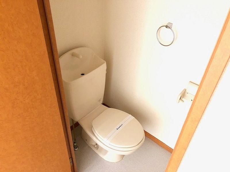 レオパレス中休場Ⅱ トイレ