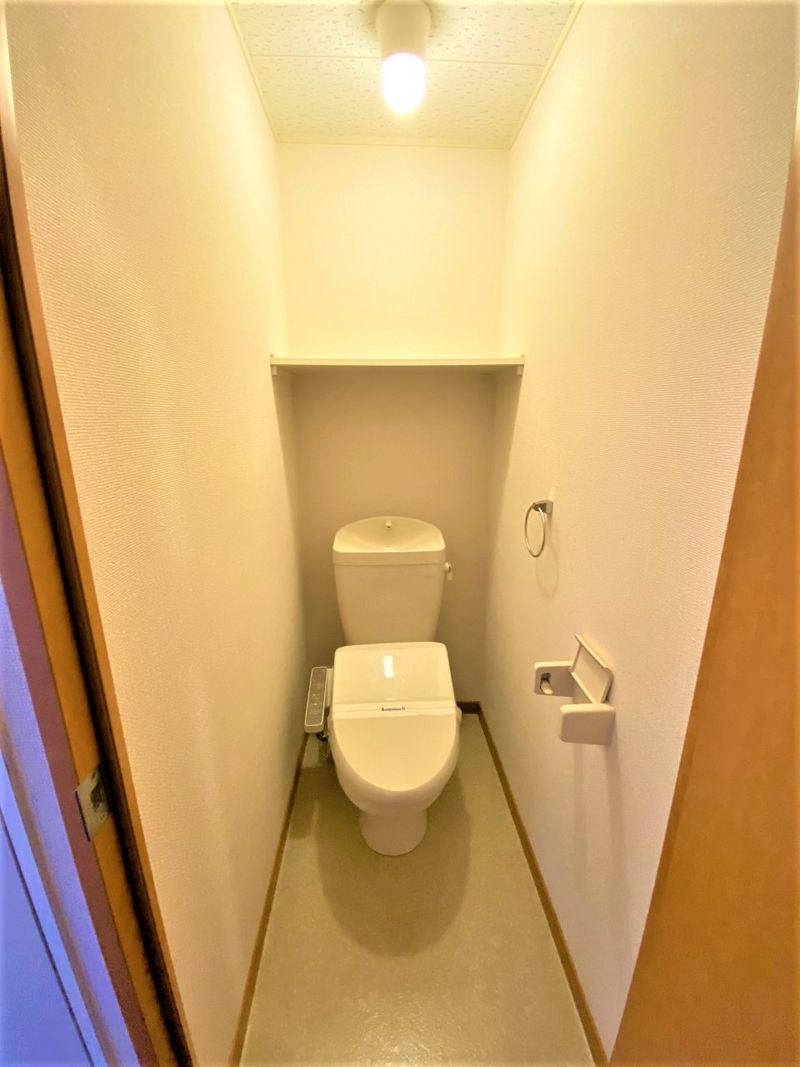 レオパレスエスターテベント トイレ