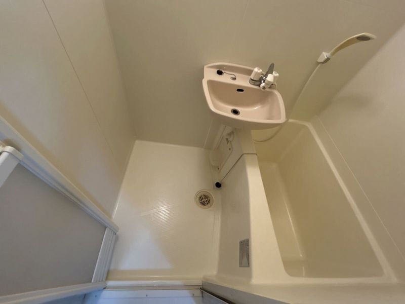 レオパレスルミエール西台 風呂