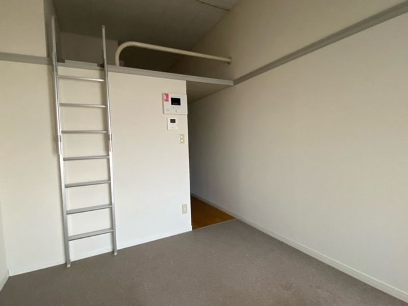 レオパレスＯ’ｓ 居間