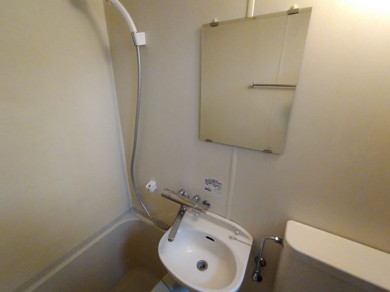 レオパレスドゥマンＢ館 洗面台