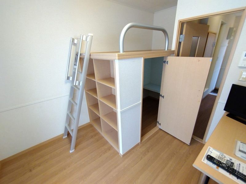 レオパレスアネックス 収納