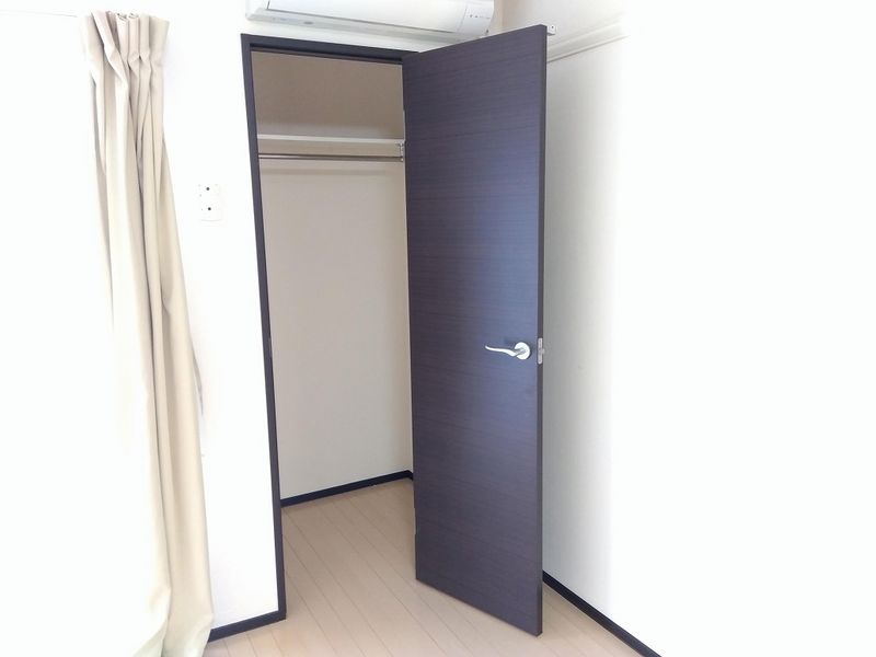 レオネクストアルファ 収納
