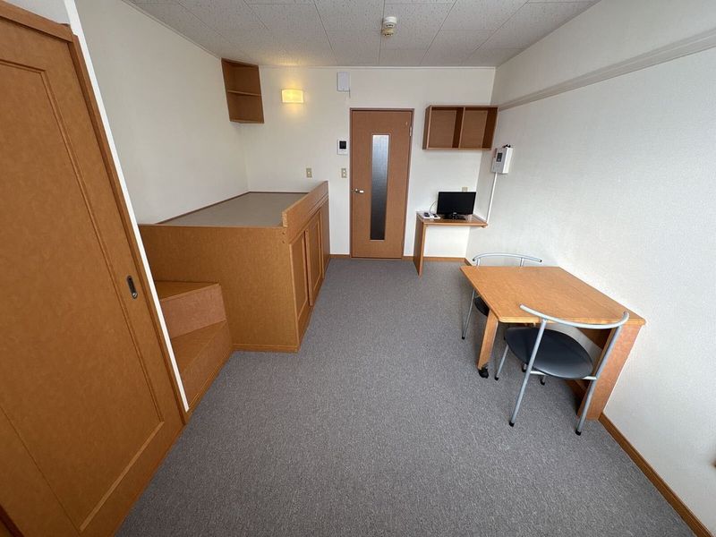 レオパレス幸田Ａ 居間