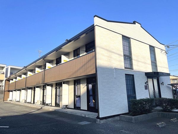 レオパレスシャンテ四之宮 外観