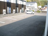 レオパレスＡｓｕｋａ 駐車場