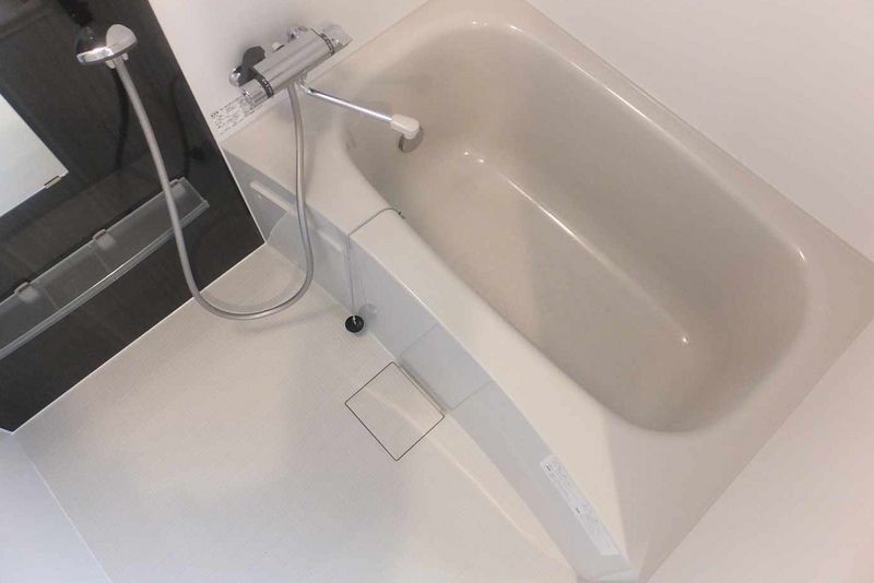 LEONEXT Chante Muryojyu Bathroom