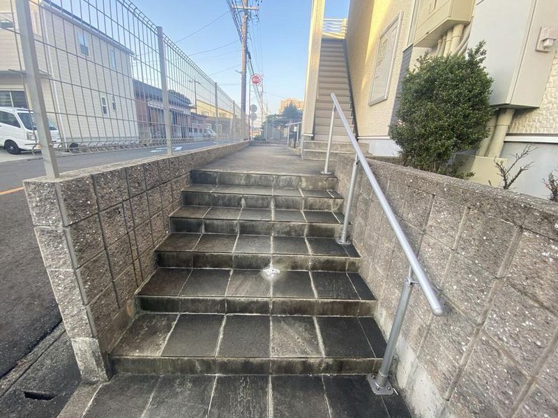 レオネクスト乙川 エントランス