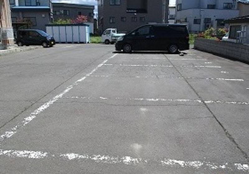 レオパレスさくら２００１ 駐車場