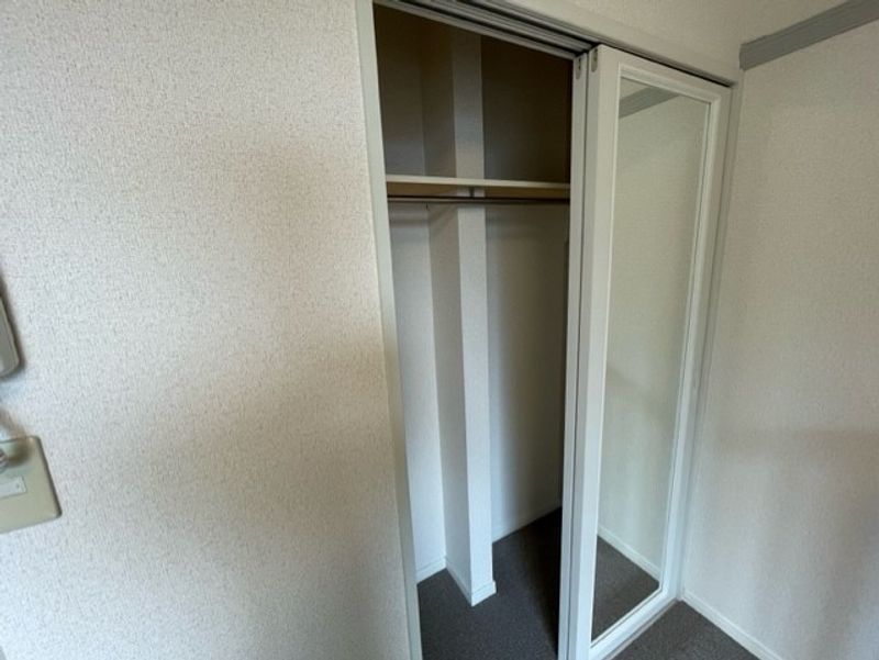 レオパレス中今 収納