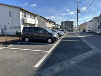 レオパレス陽菜ハイツ 駐車場
