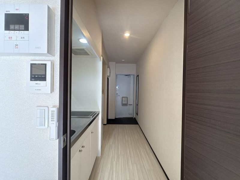 クレイノイヤサカ 玄関