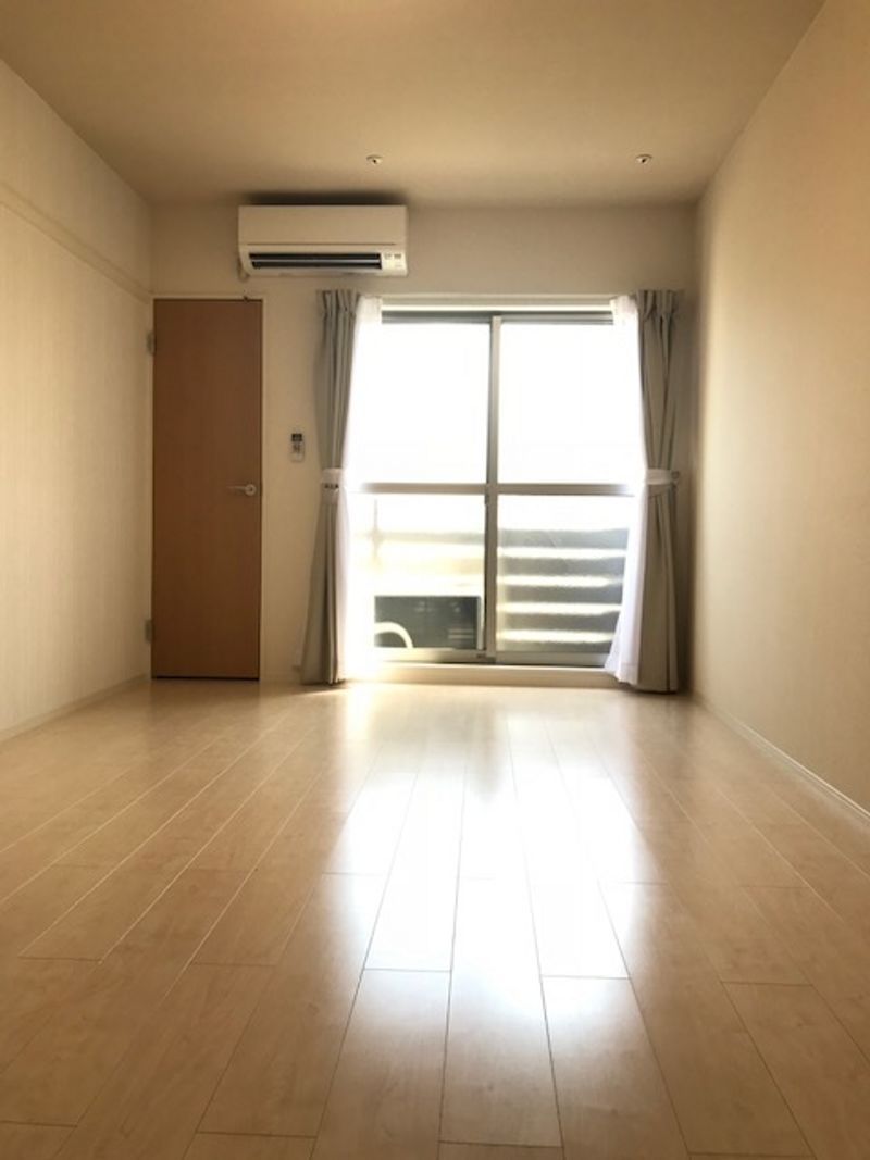 クレイノ前川３ 居間