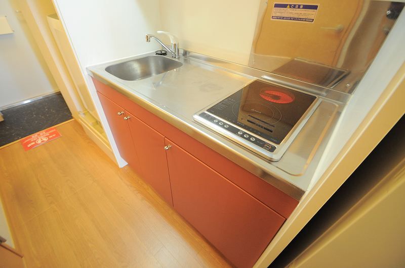 レオパレスバスケットタウン キッチン
