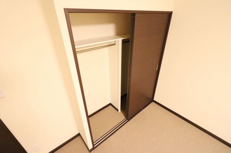 レオネクストかのう 収納