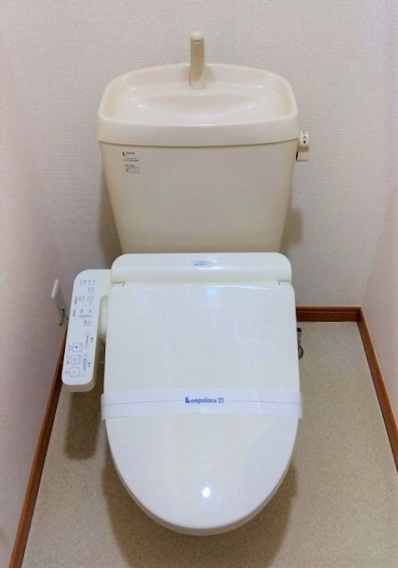 レオパレスオークアベニュー トイレ