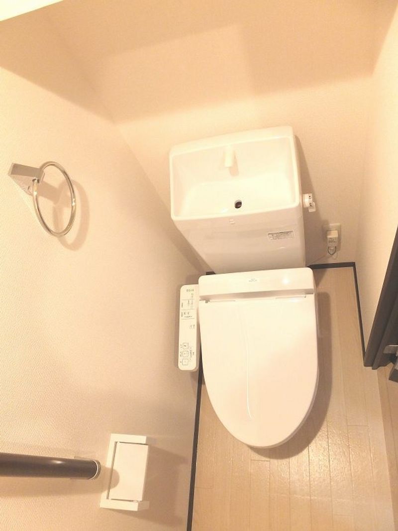 クレイノメイプル西大寺 トイレ