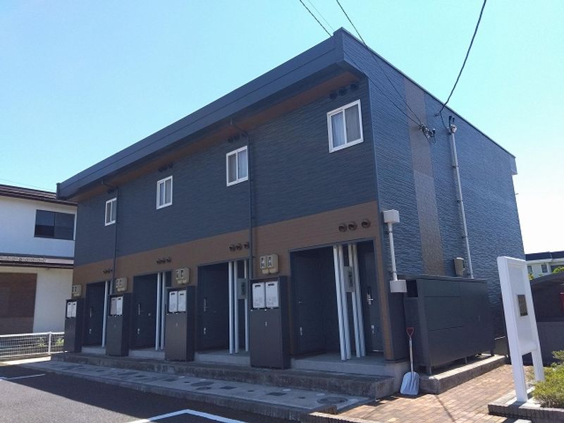 レオパレスミーサ 外観