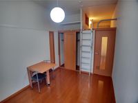 レオパレス安東 居間